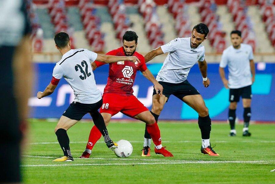 پرسپولیس یک گام دیگر به قهرمانی نزدیک شد پرسپولیس یک گام دیگر به قهرمانی نزدیک شد
